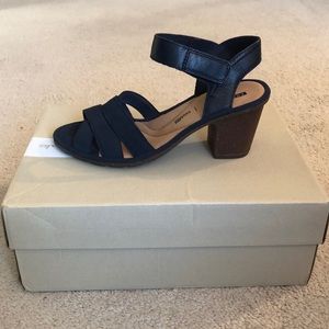 Clark’s Sashlin Jeneva Navy Nubuck